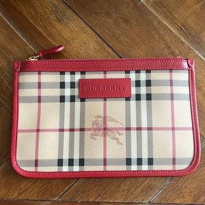 Burberry pouch